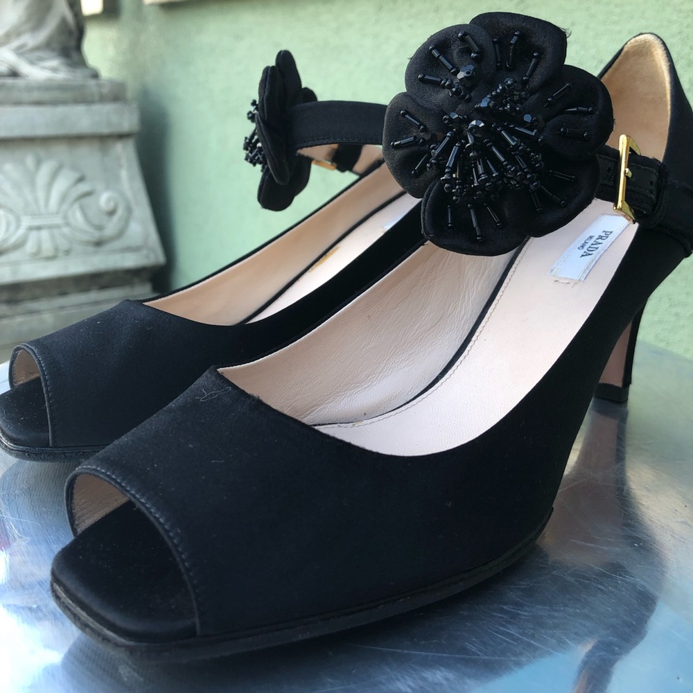 Vintage Prada heel sz 39 - 8.5 beaded strap - Picture 1 of 8